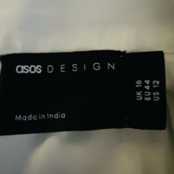 ASOS WOMEN’S BEAUTIFUL WHITE LONG SHEER SLEEVES V NECKLINE TOP SIZE 12 - Picture 7 of 13